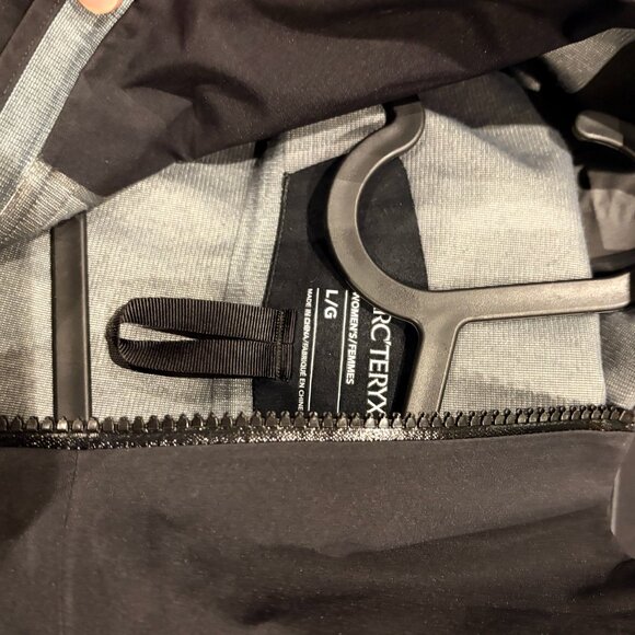 Arcteryx Sentinel Jacket Women's Shell - Picture 3 of 4